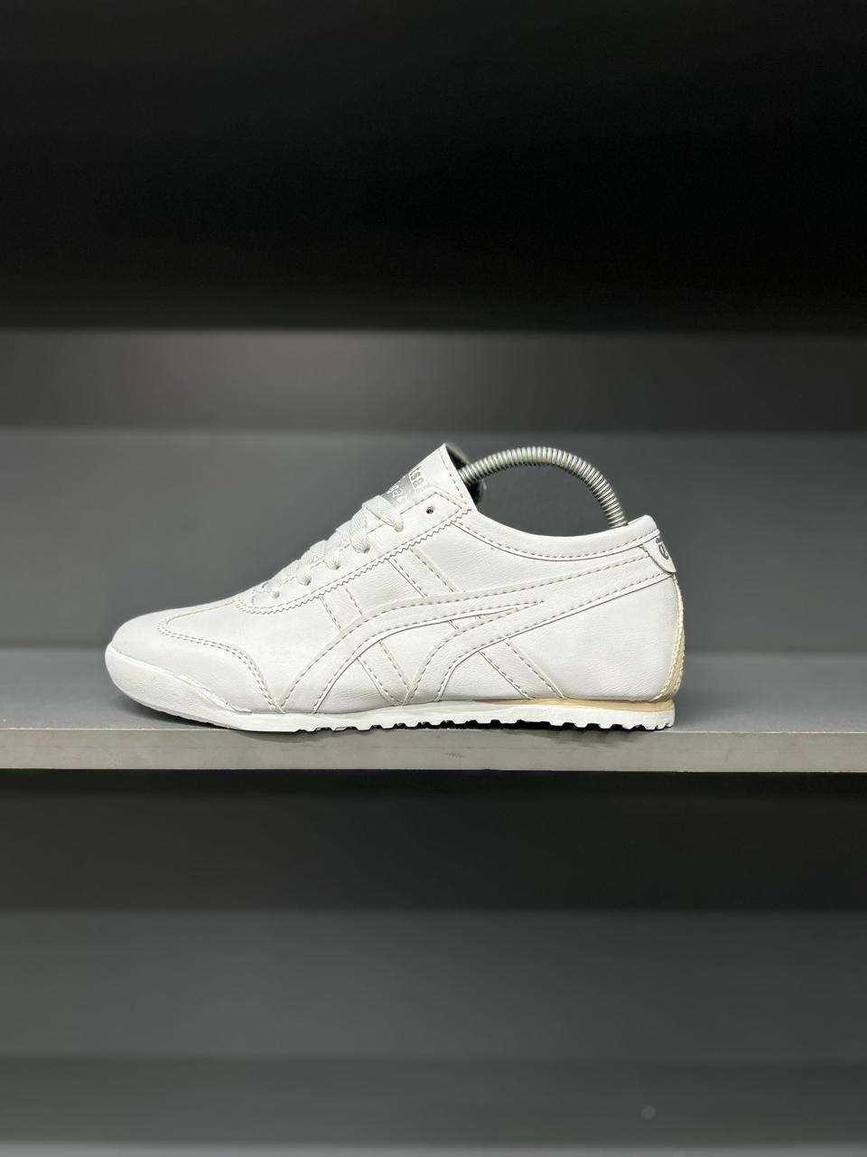 ONITSUKA tiger