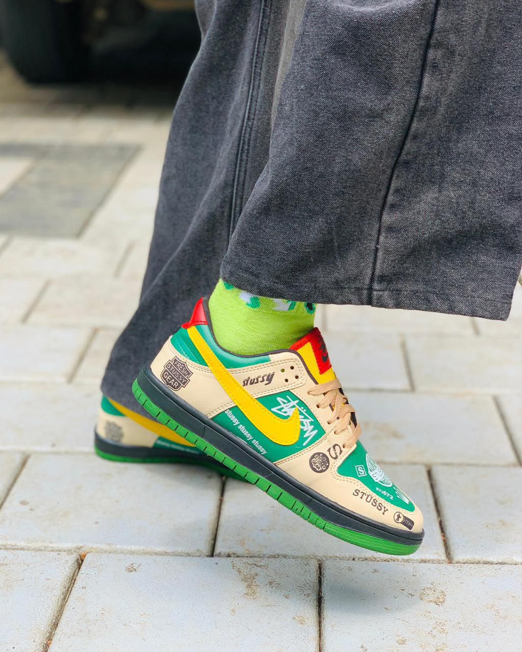 NIKE DUNK