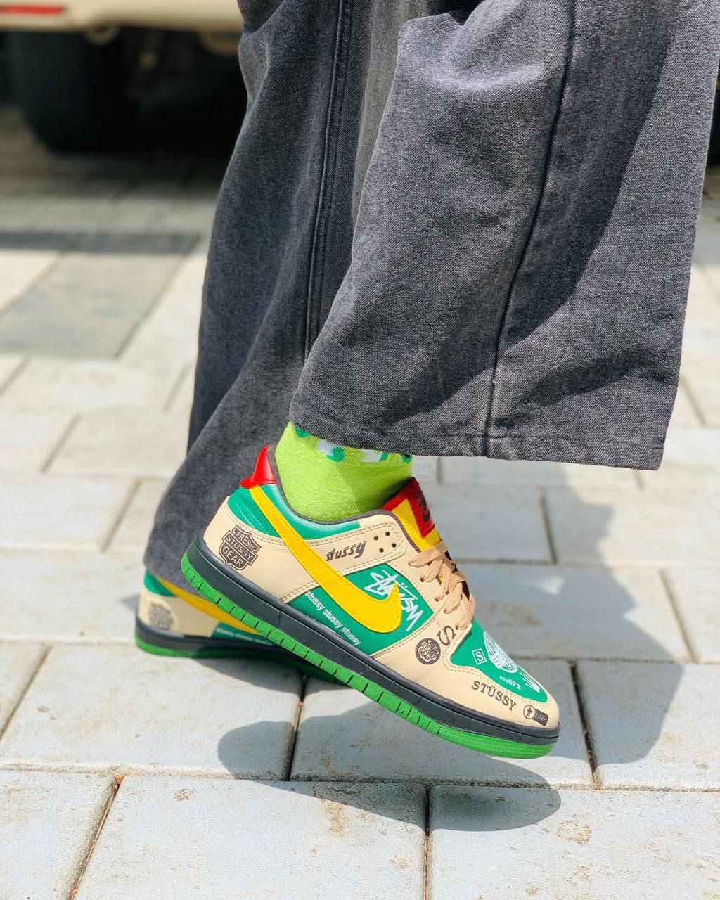 NIKE DUNK