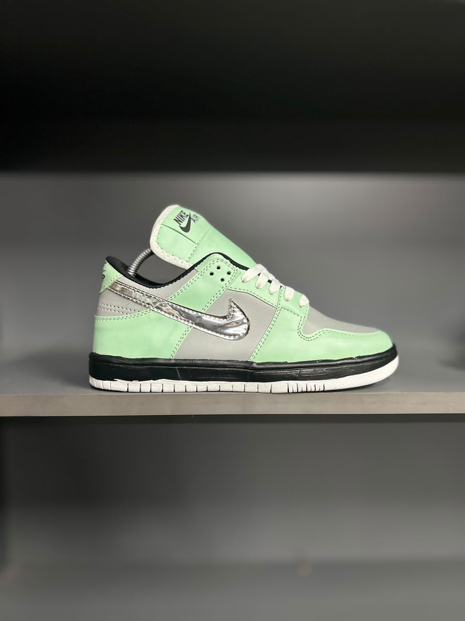 NIKE DUNK