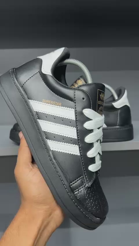 Adidas superstar
