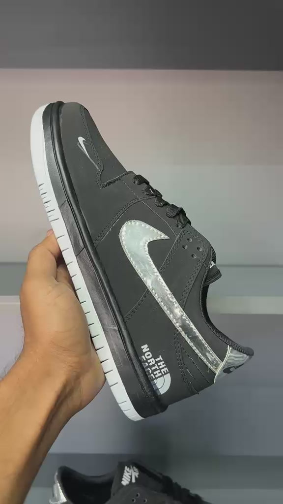 Dunk silver tick